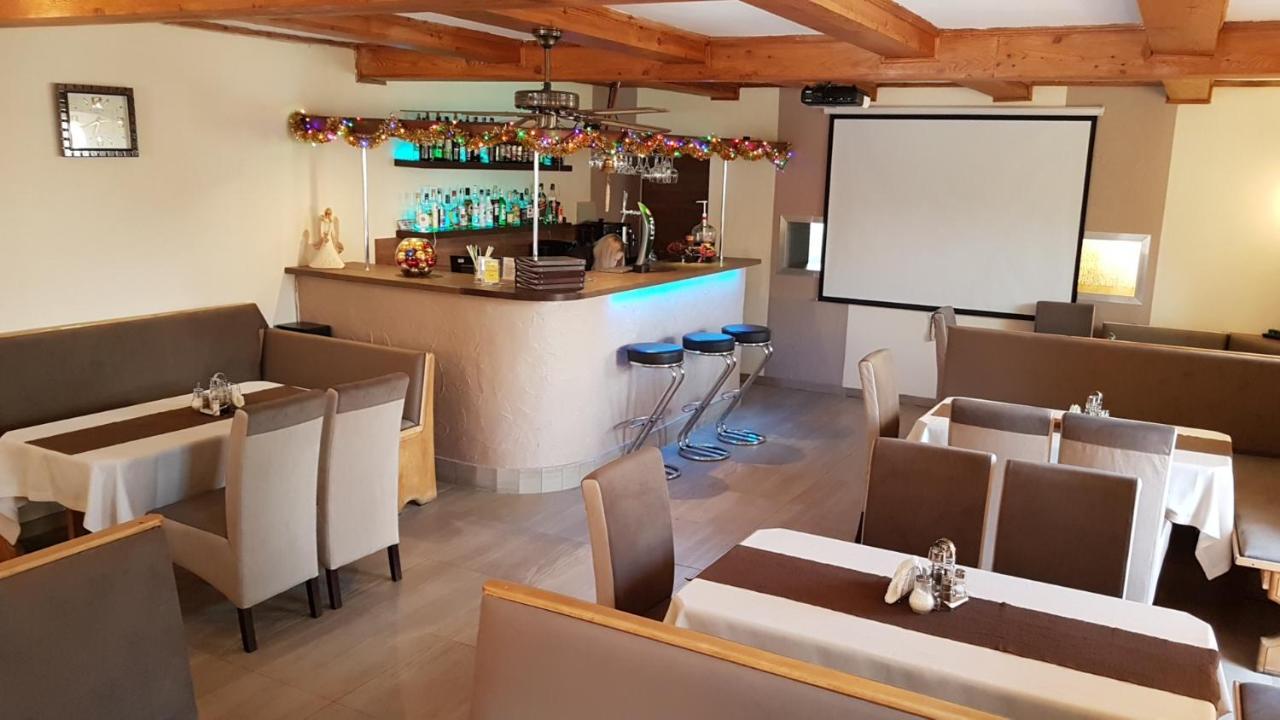 Restauracja Ibiza Aparthotel Ludwikowice Kłodzkie Exterior foto