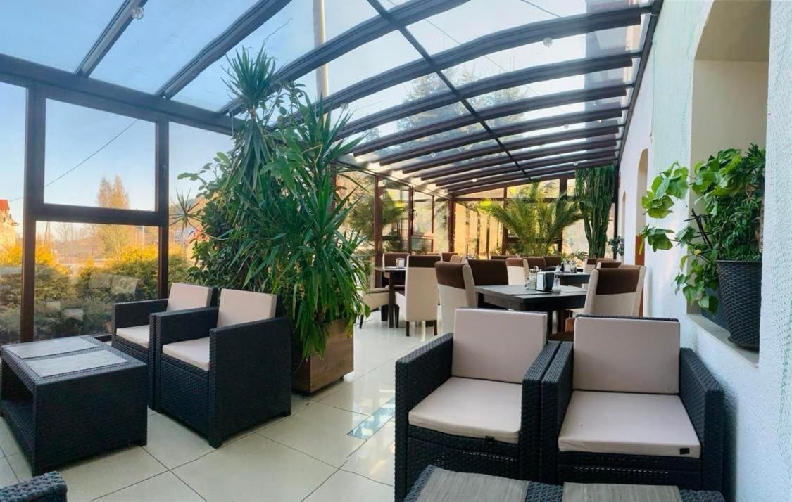 Restauracja Ibiza Aparthotel Ludwikowice Kłodzkie Exterior foto