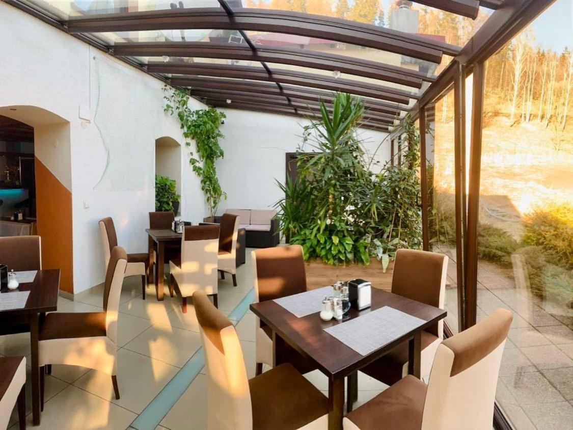 Restauracja Ibiza Aparthotel Ludwikowice Kłodzkie Exterior foto